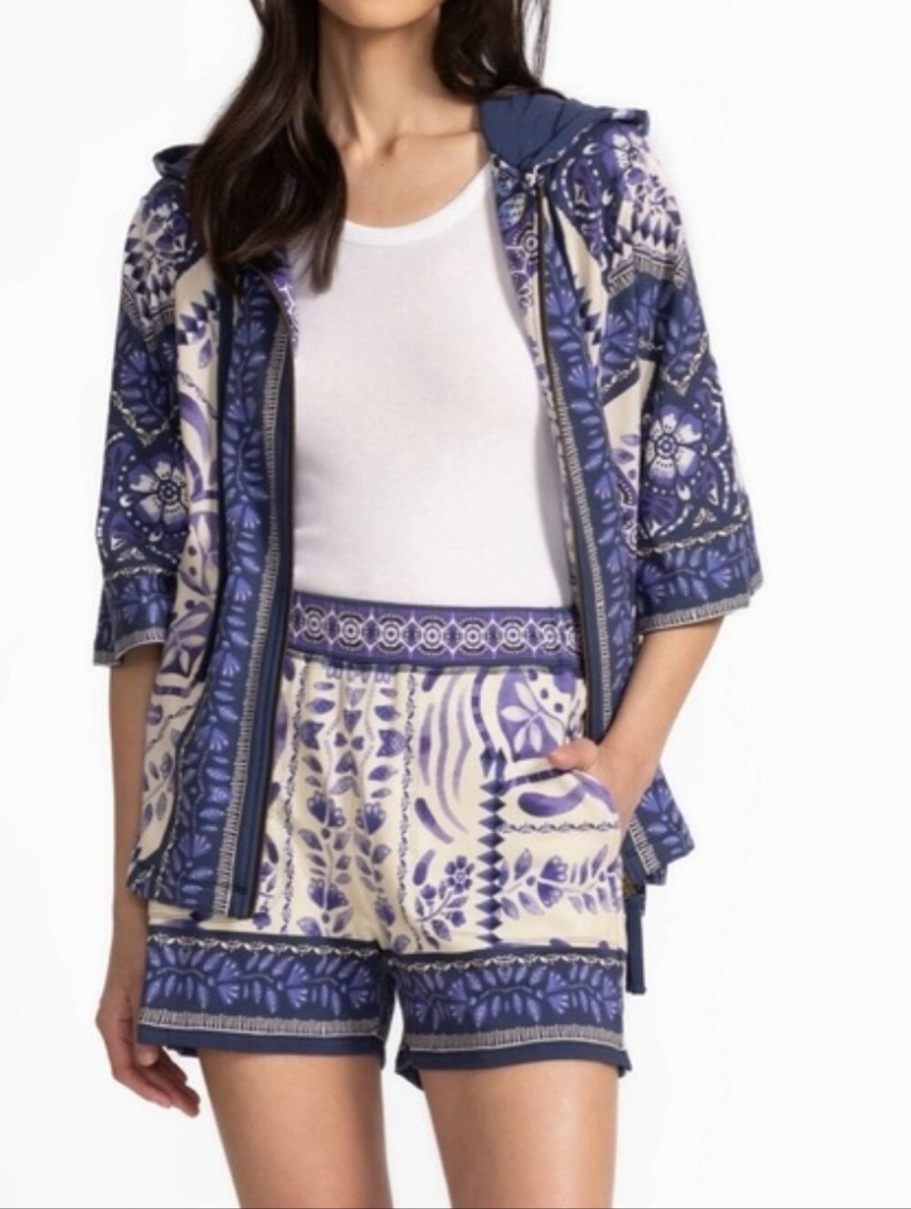 Johnny Was Easy Short- Starling- M- NWTRetail $130 #54